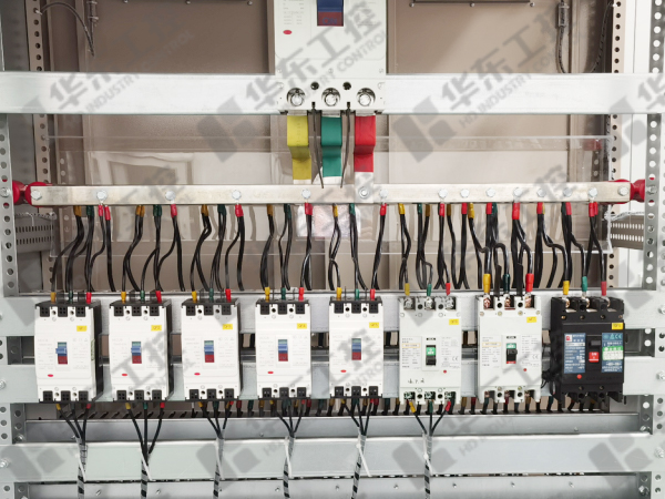 電容補償柜細節