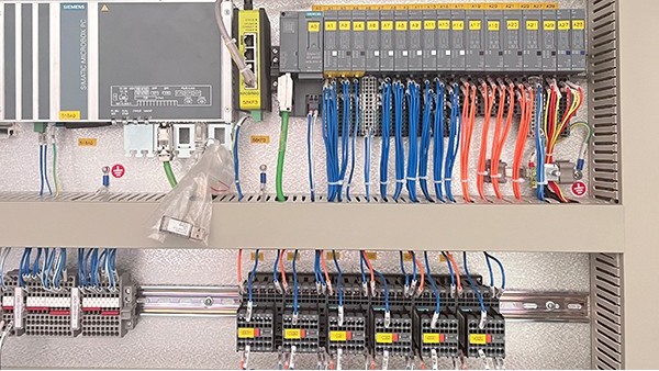CE認證控制柜：安全、高效與全球通行證